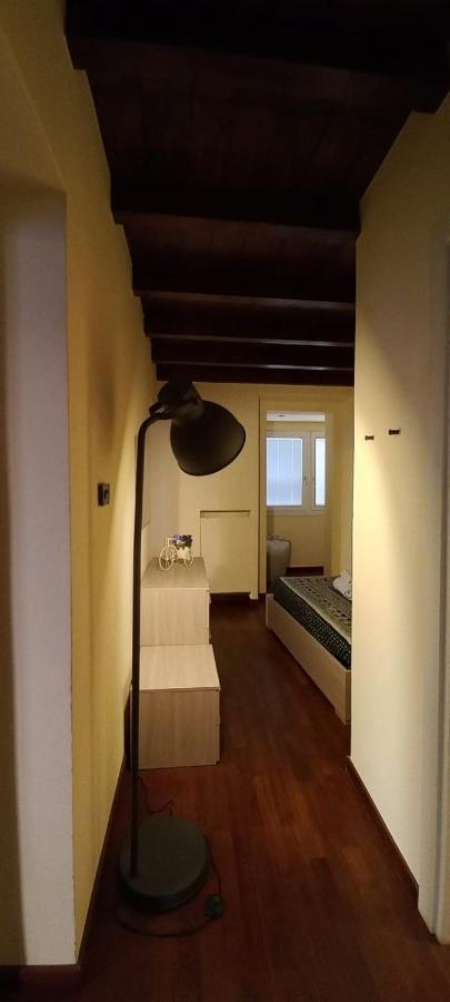 Daisy Apartment In Centro A コモ エクステリア 写真