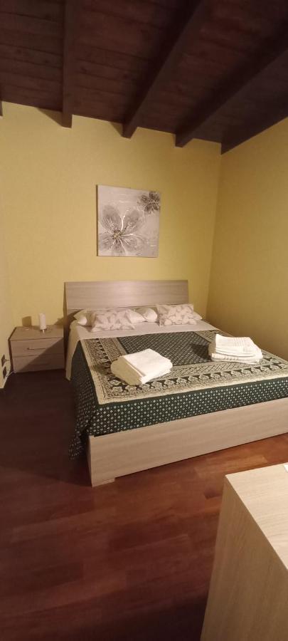 Daisy Apartment In Centro A コモ エクステリア 写真