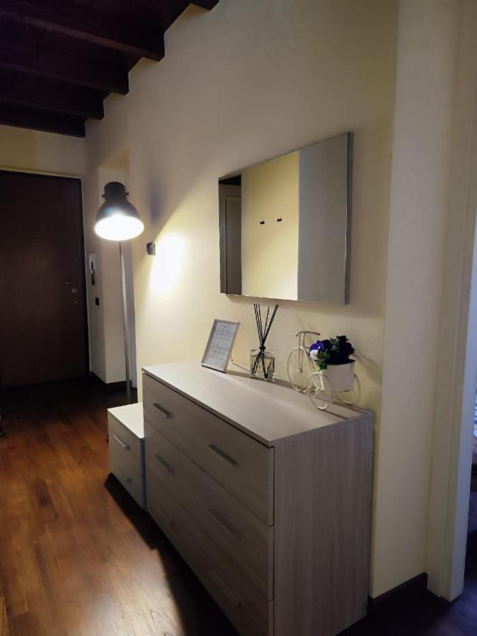 Daisy Apartment In Centro A コモ エクステリア 写真